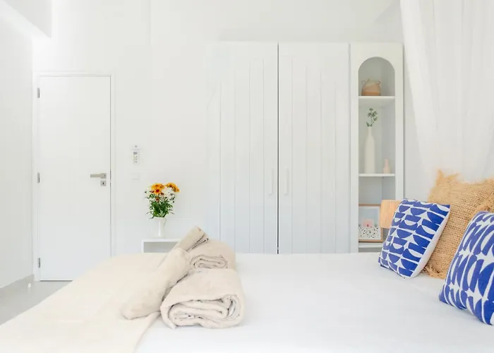 Algarve Beaches By Portugal Collection פורצ'ס